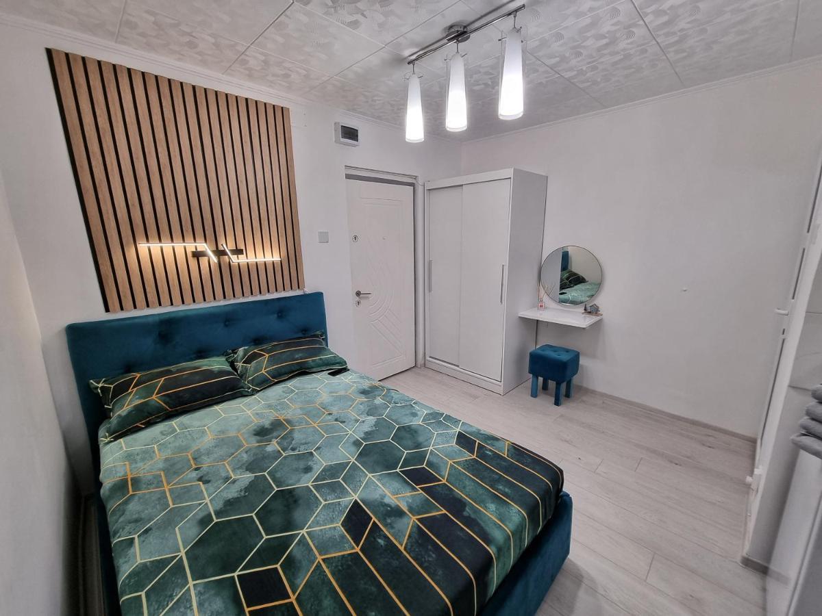 Apartamento 15. Little Studio Bucarest Exterior foto